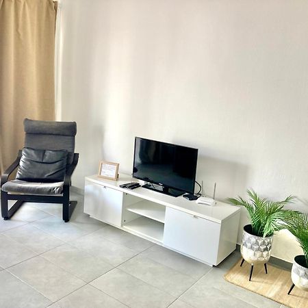 Ground Floor Apartment With Pool, Next To The Beach 科斯塔特吉塞 外观 照片