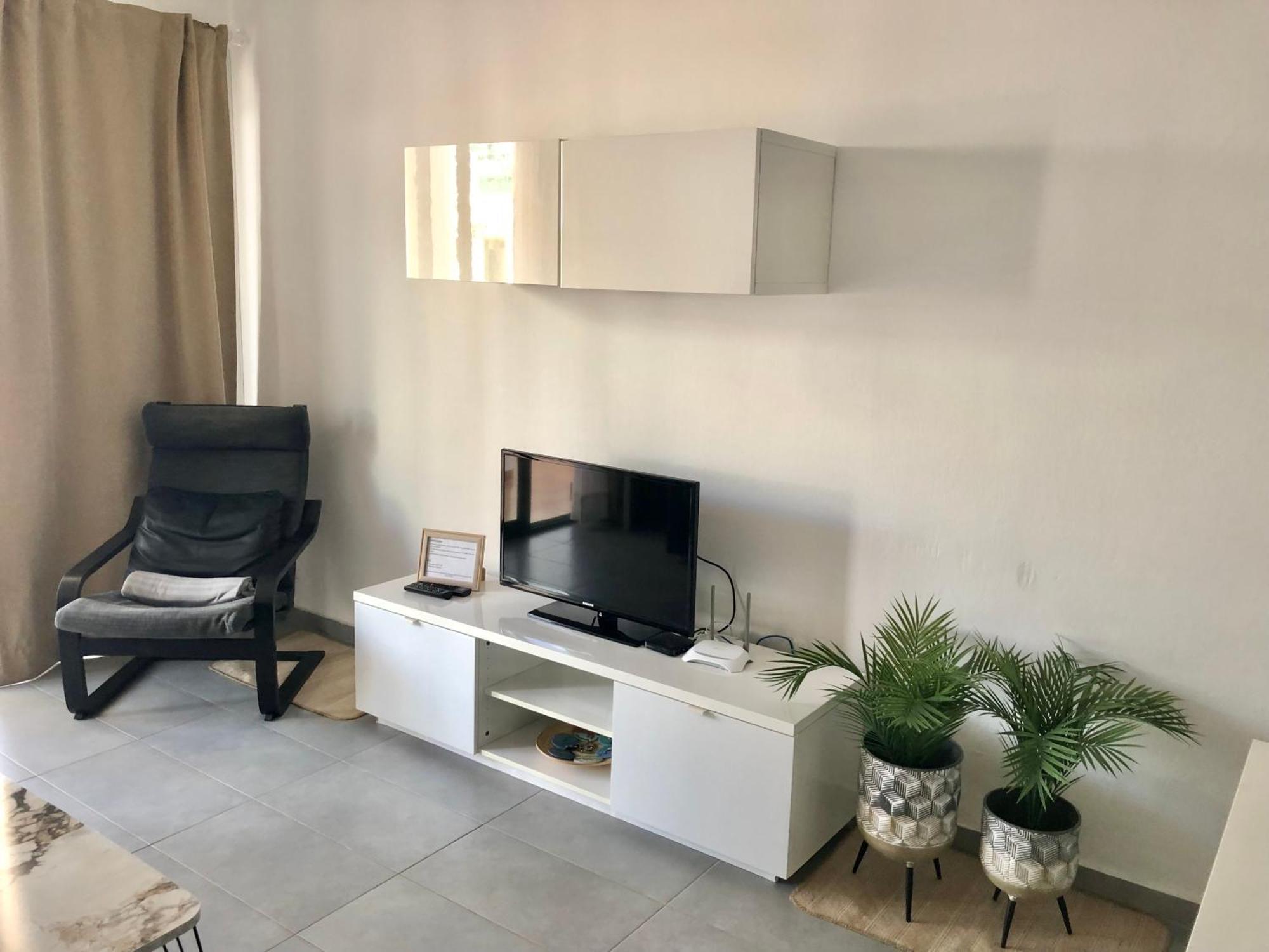 Ground Floor Apartment With Pool, Next To The Beach 科斯塔特吉塞 外观 照片