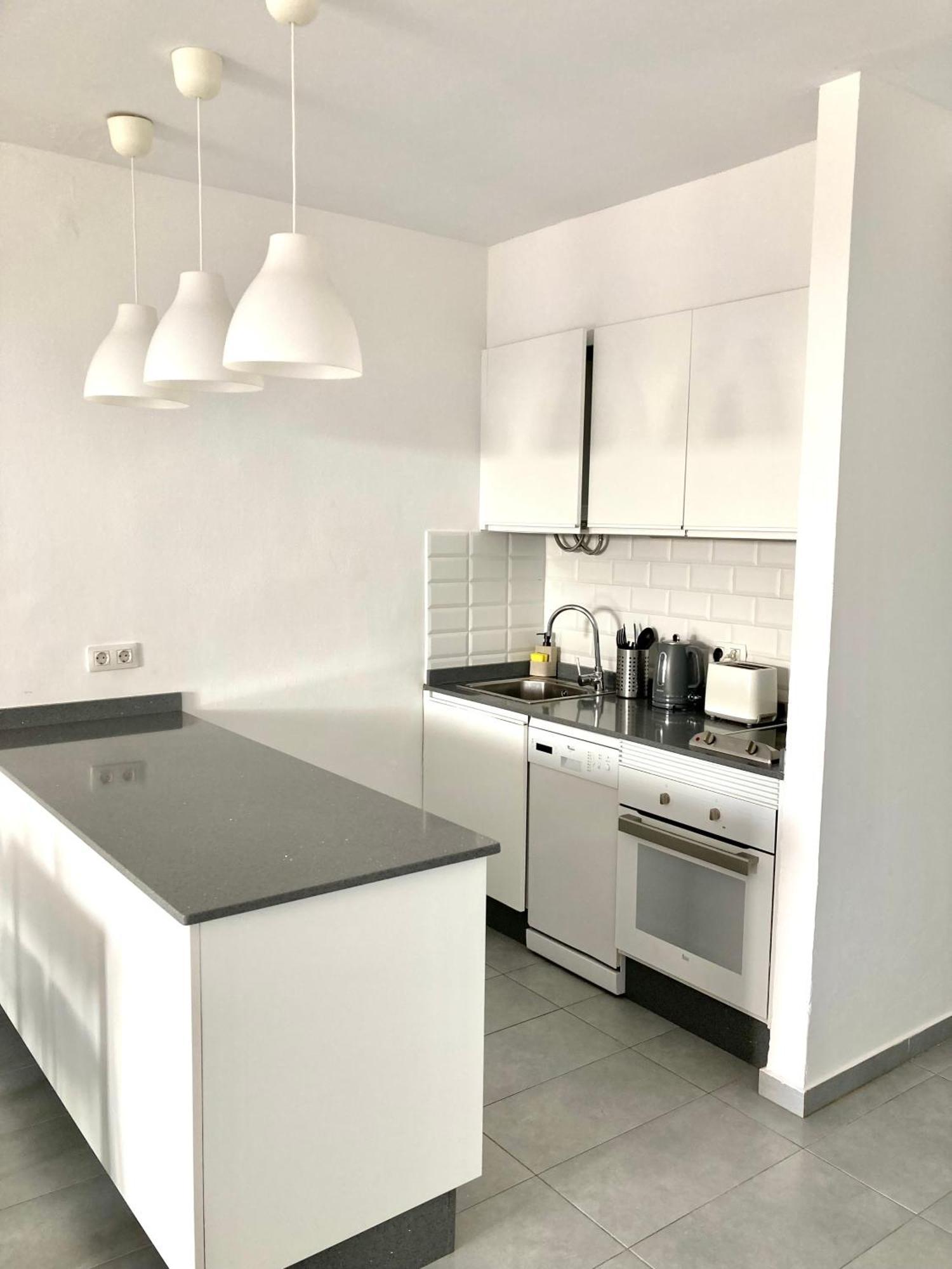 Ground Floor Apartment With Pool, Next To The Beach 科斯塔特吉塞 外观 照片